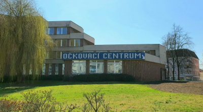 Provoz nového očkovacího centra v Děčíně se ustálil
