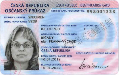 Osobní doklady a řidičské průkazy propadlé po 1. březnu mohou lidé dál používat