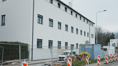 Rekonstrukce domu na Benešovské ulici se blíží ke konci