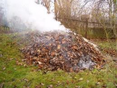 Pozor na nebezpečí při pálení odpadu